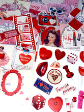Load image into Gallery viewer, Queen of Hearts Ephemera Pack
